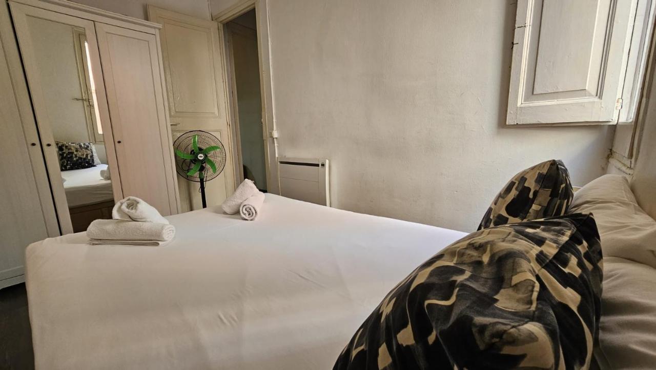 Romantic In The Center Of Appartement Barcelone